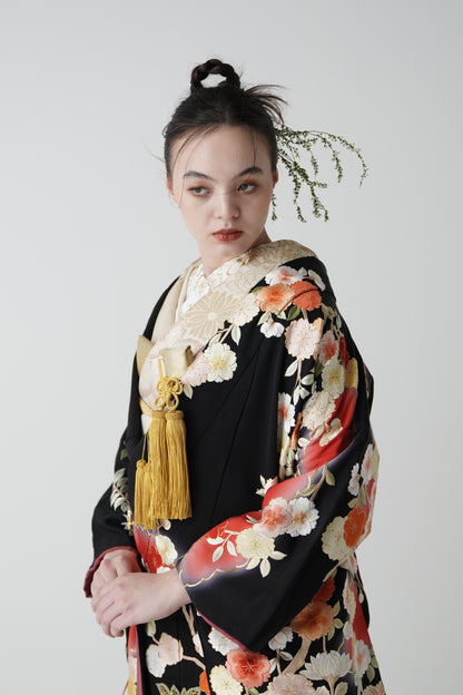 黒に咲く 百花爛漫