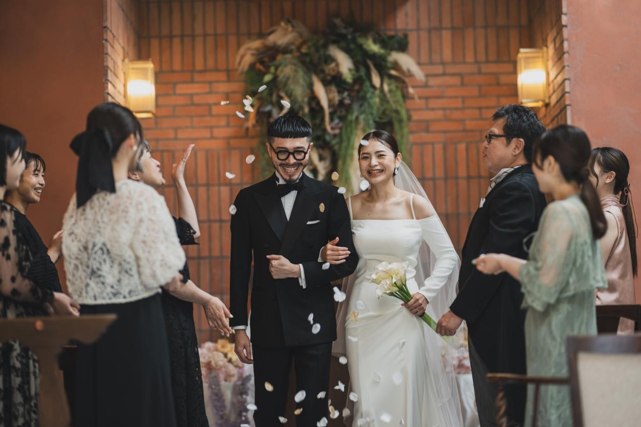 & PARTY プラン (新郎新婦+ゲスト6名 計8名～)