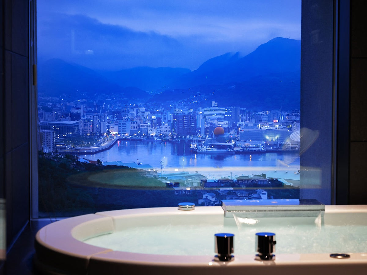 （1泊2日）朝食付きペア宿泊カタログギフト Romantic Stay 【ふたりの休日コレクション】掲載数900施設以上〜