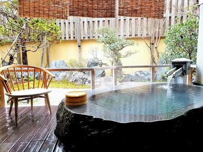 （1泊2日）朝食付きペア宿泊カタログギフト Romantic Stay 【ふたりの休日コレクション】掲載数900施設以上〜