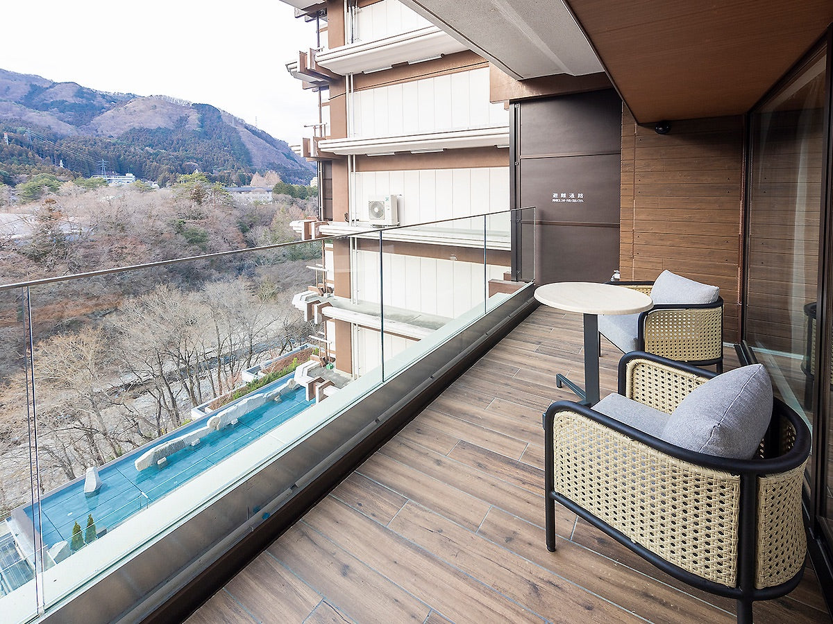 （1泊2日）朝食付きペア宿泊カタログギフト Romantic Stay 【ふたりの休日コレクション】掲載数900施設以上〜