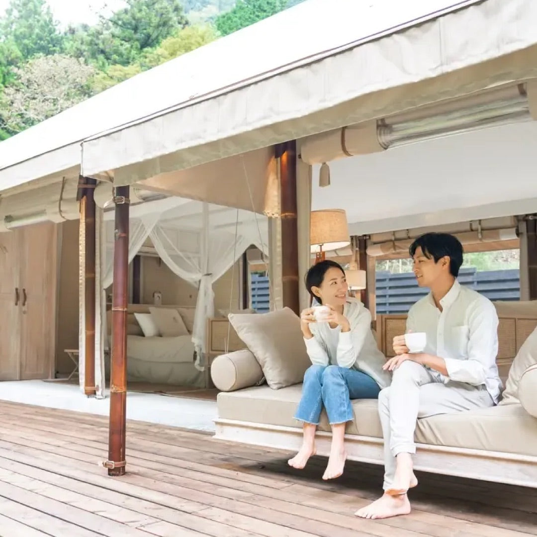 （1泊2日）朝食付きペア宿泊カタログギフト Romantic Stay 【ふたりの休日コレクション】掲載数900施設以上〜