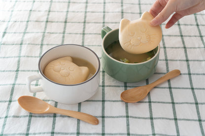 にゃんもにゃにゃ　猫のもなかのお味噌汁