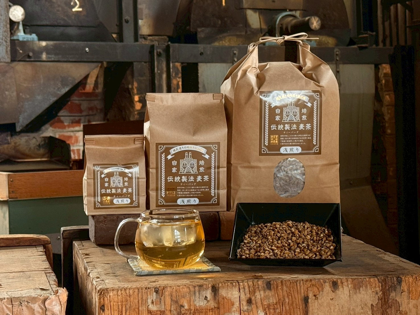 【浅煎り 丸粒麦茶 三角TB 大 15g×60袋】自家焙煎麦茶〔麦茶 お茶 無添加 ギフト 贈答 大容量 人気商品〕