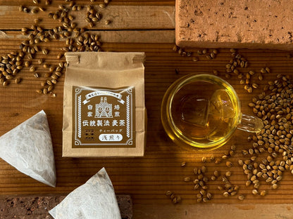【浅煎り 丸粒麦茶 三角TB 小 15g×5袋】自家焙煎麦茶〔麦茶 お茶 無添加 ギフト 贈答 大容量 人気商品〕
