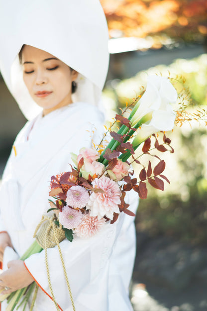 《生花》カラー・バラ・マムのアームブーケ《結婚式 生花 フラワー ブライダル》