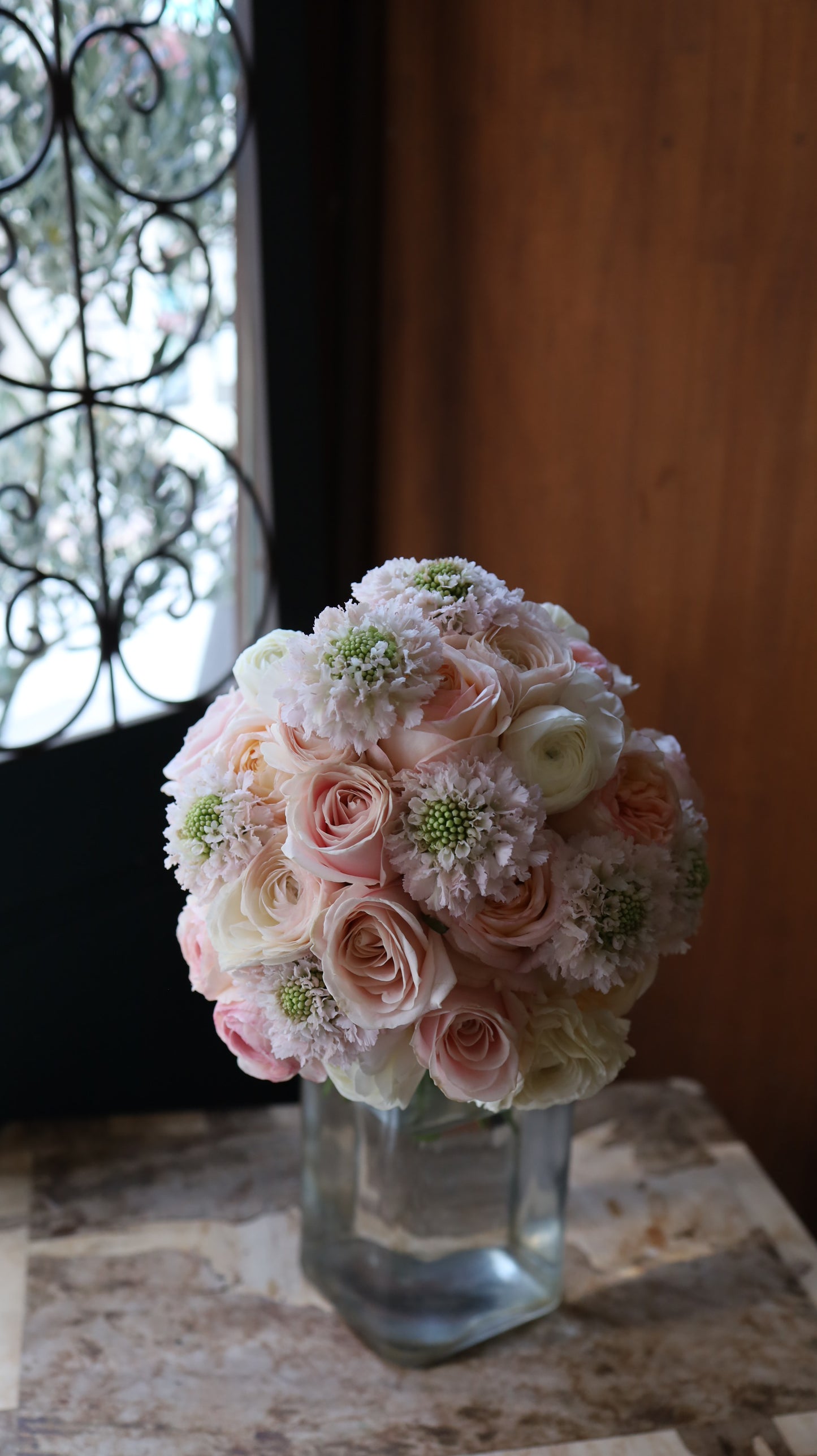 《生花》ピンクバラ・スカビオサ・ラナンキュラスのパステルブーケ《結婚式 生花 フラワー ブライダル》