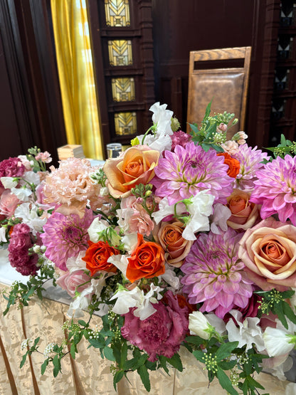 《生花》ダリアとオレンジバラのグラデーションメインテーブル《結婚式 生花 フラワー ブライダル》