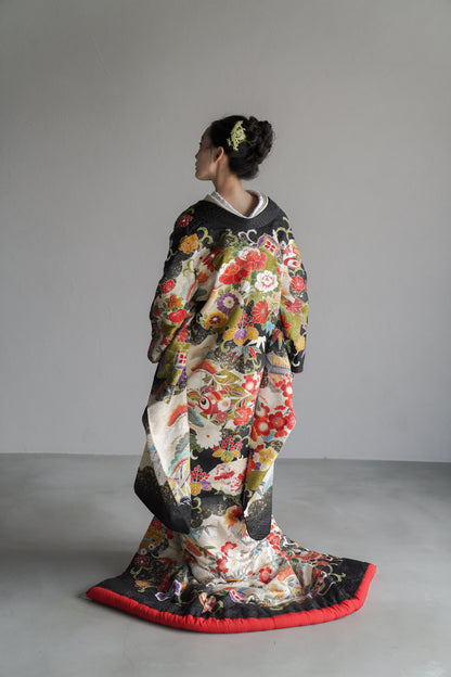 金雲に花々の宴【結婚式 和装 色打掛 レンタル】