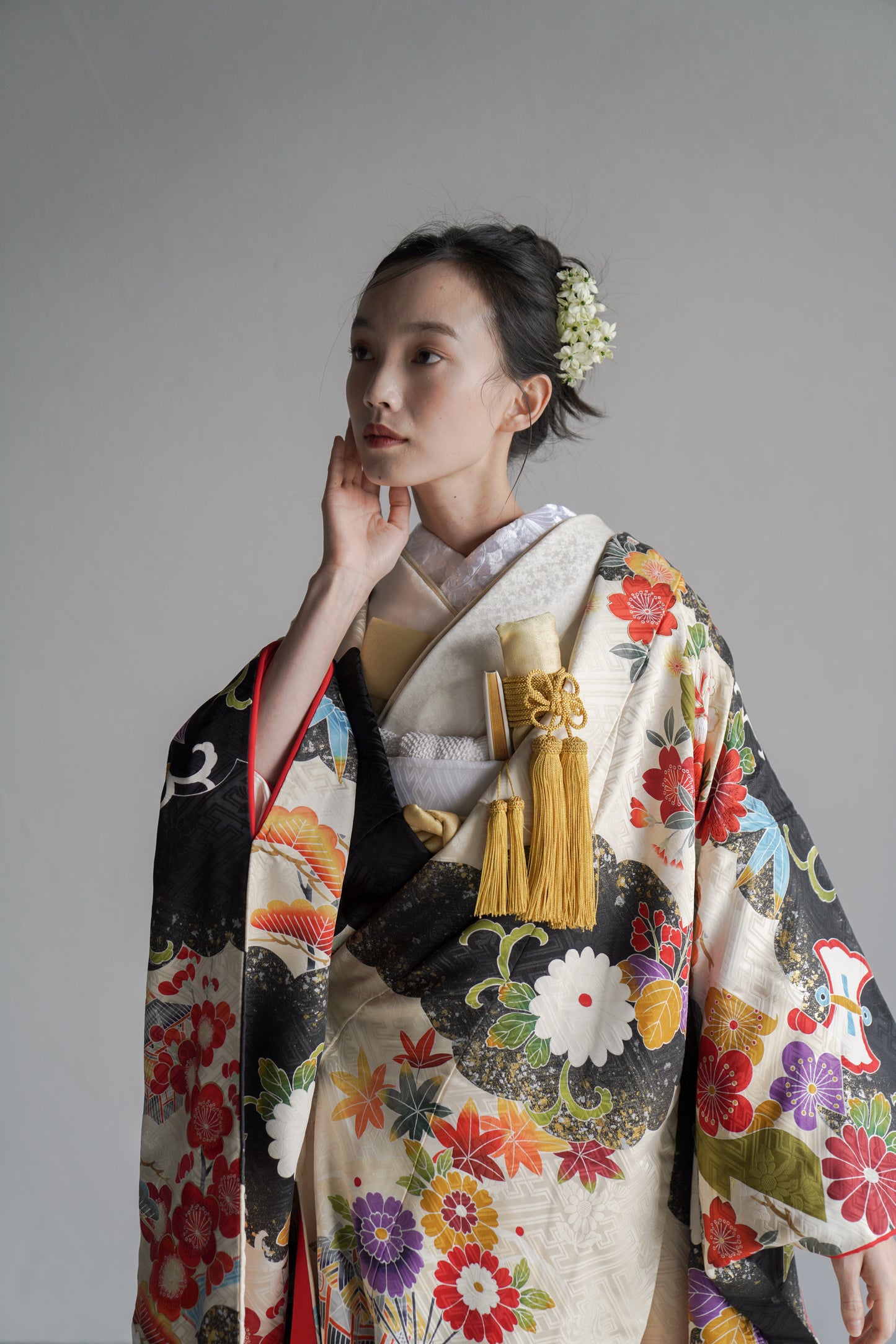 金雲に花々の宴【結婚式 和装 色打掛 レンタル】