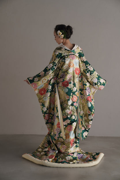 常緑に香る花錦【結婚式 和装 色打掛 レンタル】