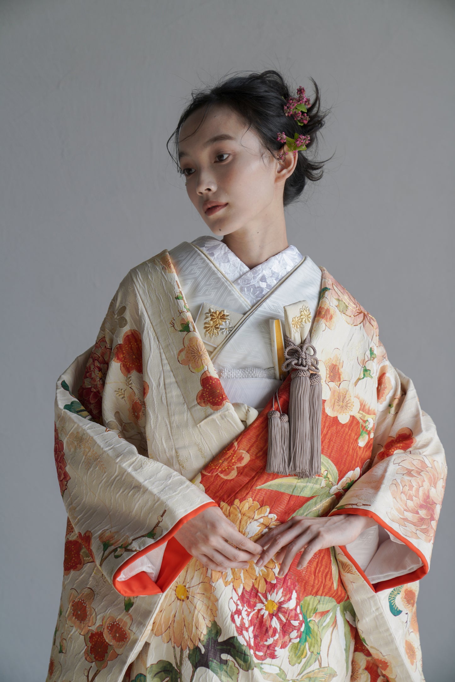 春霞に舞う瑞鶴の華【結婚式 和装 色打掛 レンタル】