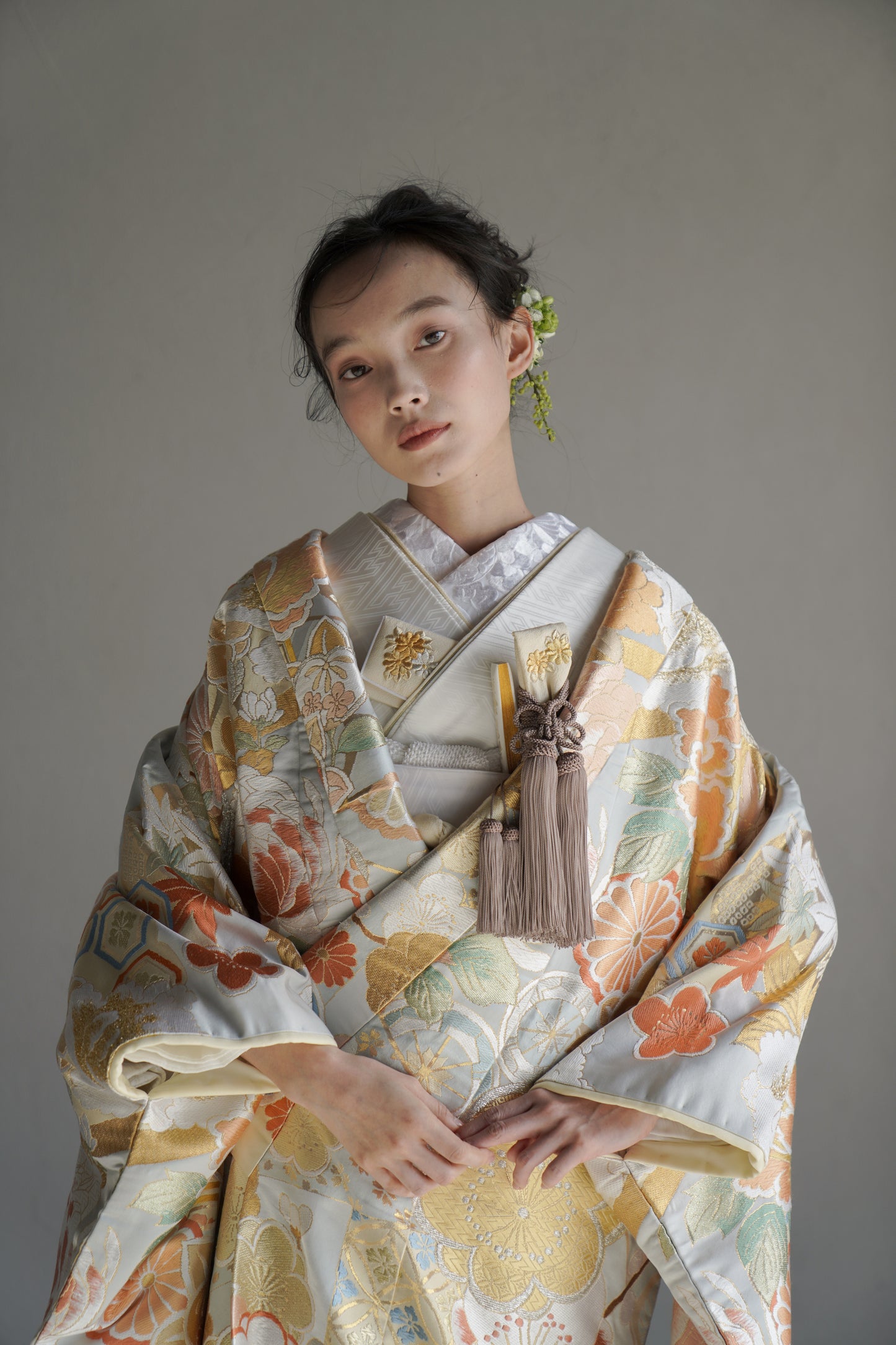 淡雪に花綾【結婚式 和装 色打掛 レンタル】