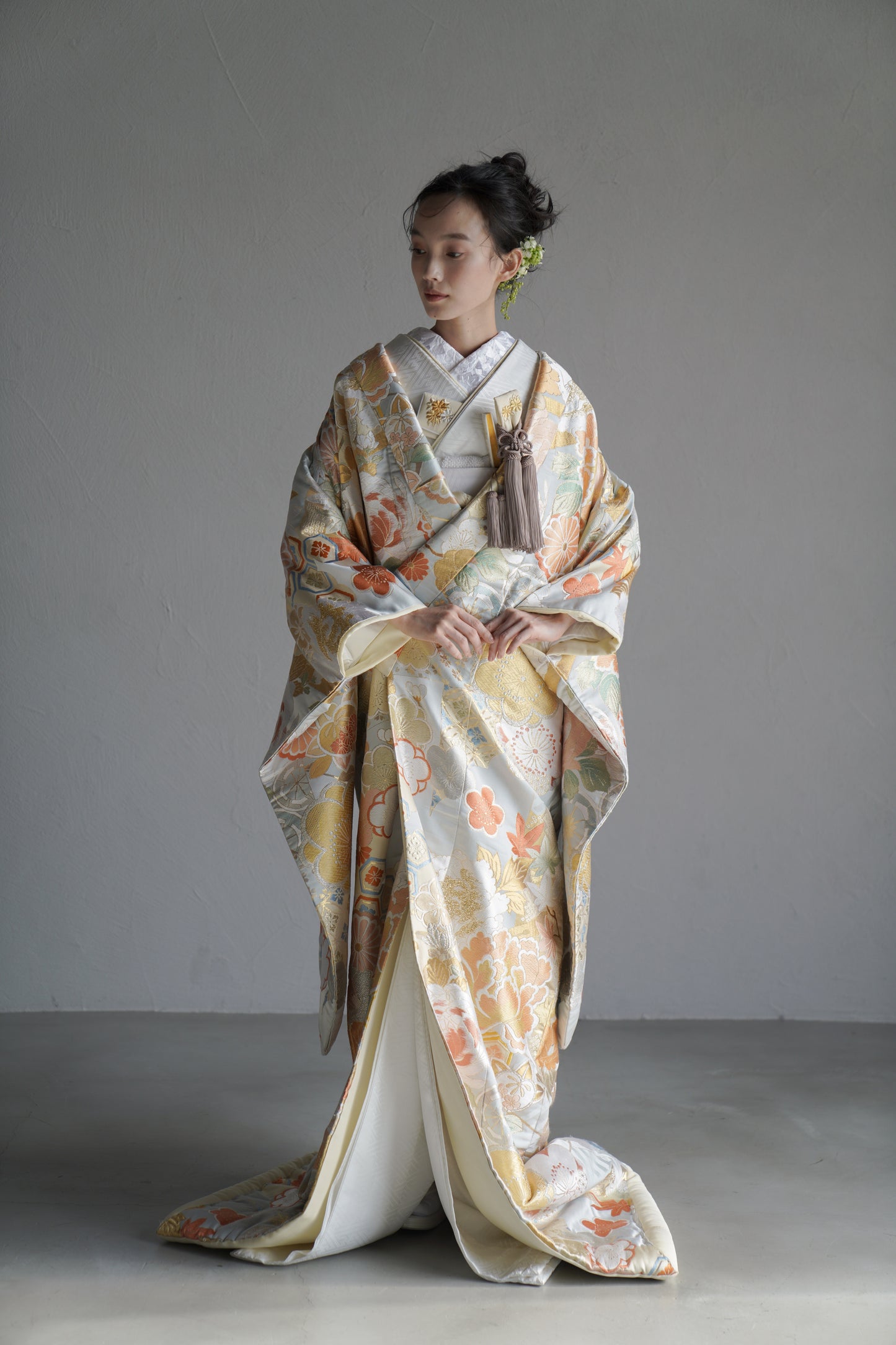 淡雪に花綾【結婚式 和装 色打掛 レンタル】
