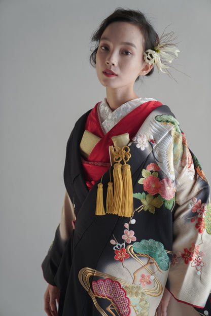 黒霞雲取り瑞華【結婚式 和装 色打掛 レンタル】