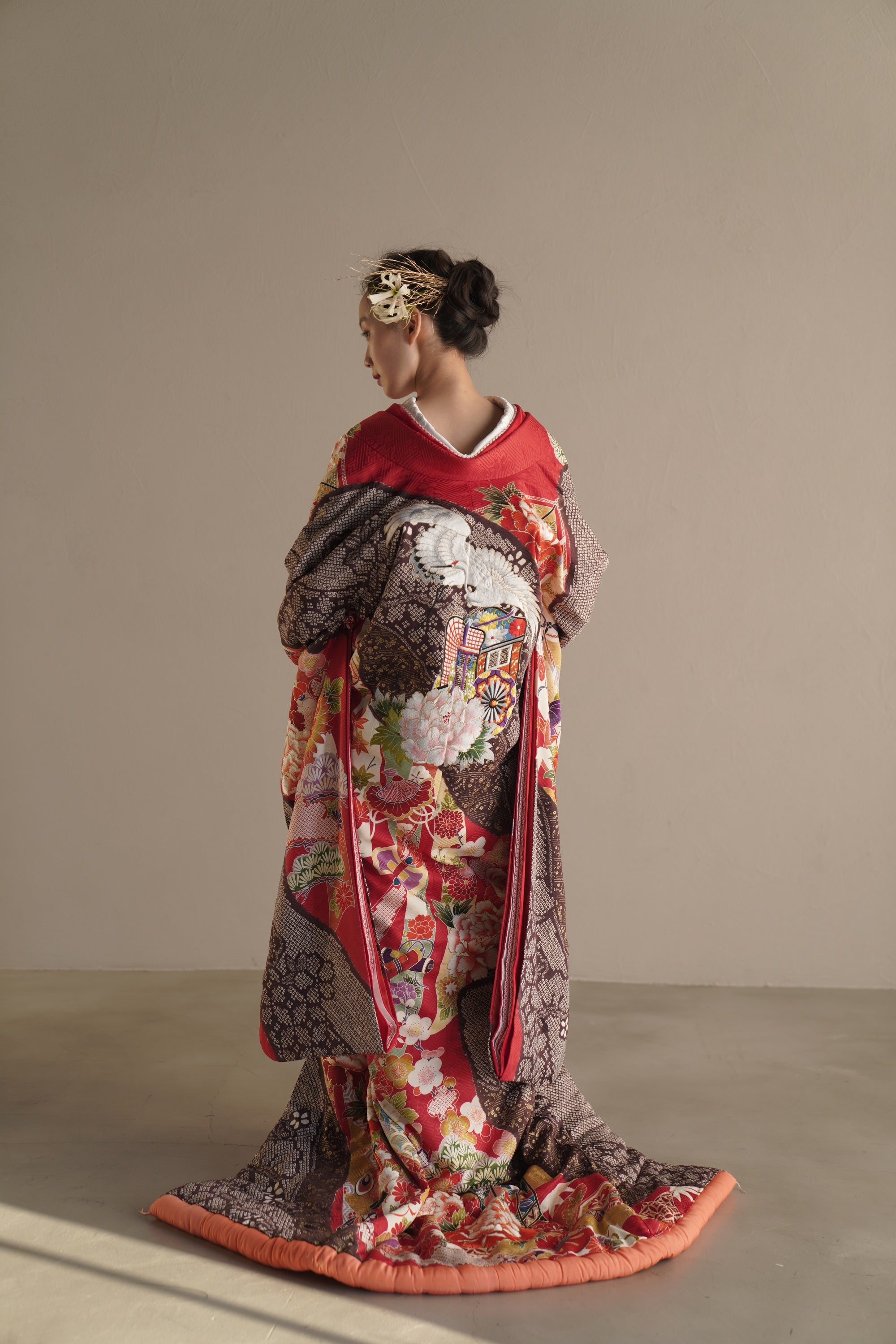 紅染絞り花錦【結婚式 和装 色打掛 レンタル】 – 結婚式準備サイトCORDY