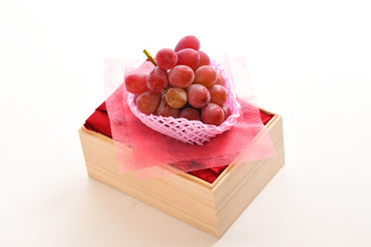 クインルージュ 桐箱 1房【結婚式　引き出物　ギフト　フルーツ】