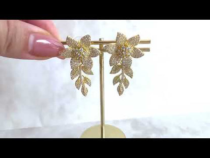 【ピアス・イヤリング】narcisse yellowgoldジルコニアフラワーピアス 【結婚式　ピアス　イヤリング】