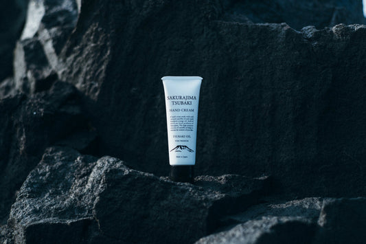 【美容グッズ】桜島つばきハンドクリーム 50g 【結婚式 ギフト 美容グッズ】