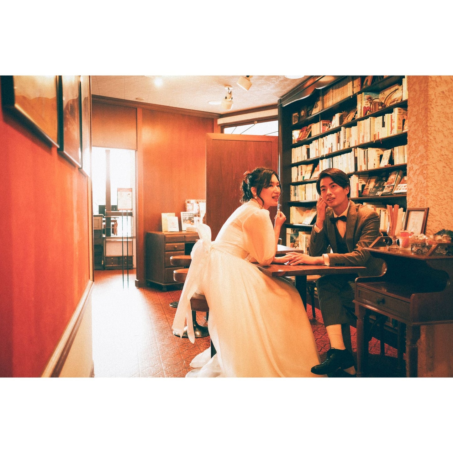 映画館貸し切り「シネコヤ」ロケーションフォト【結婚式 写真 フォトウェディング】