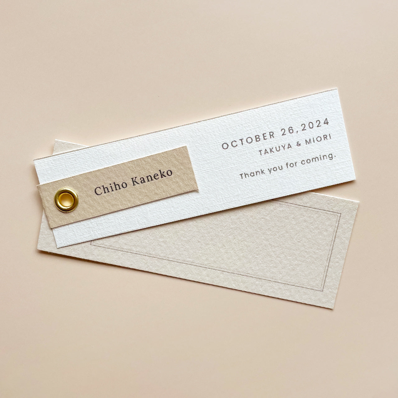しおり型席札“shiori”[beige]|Aタイプ【結婚式 ペーパー 席札】