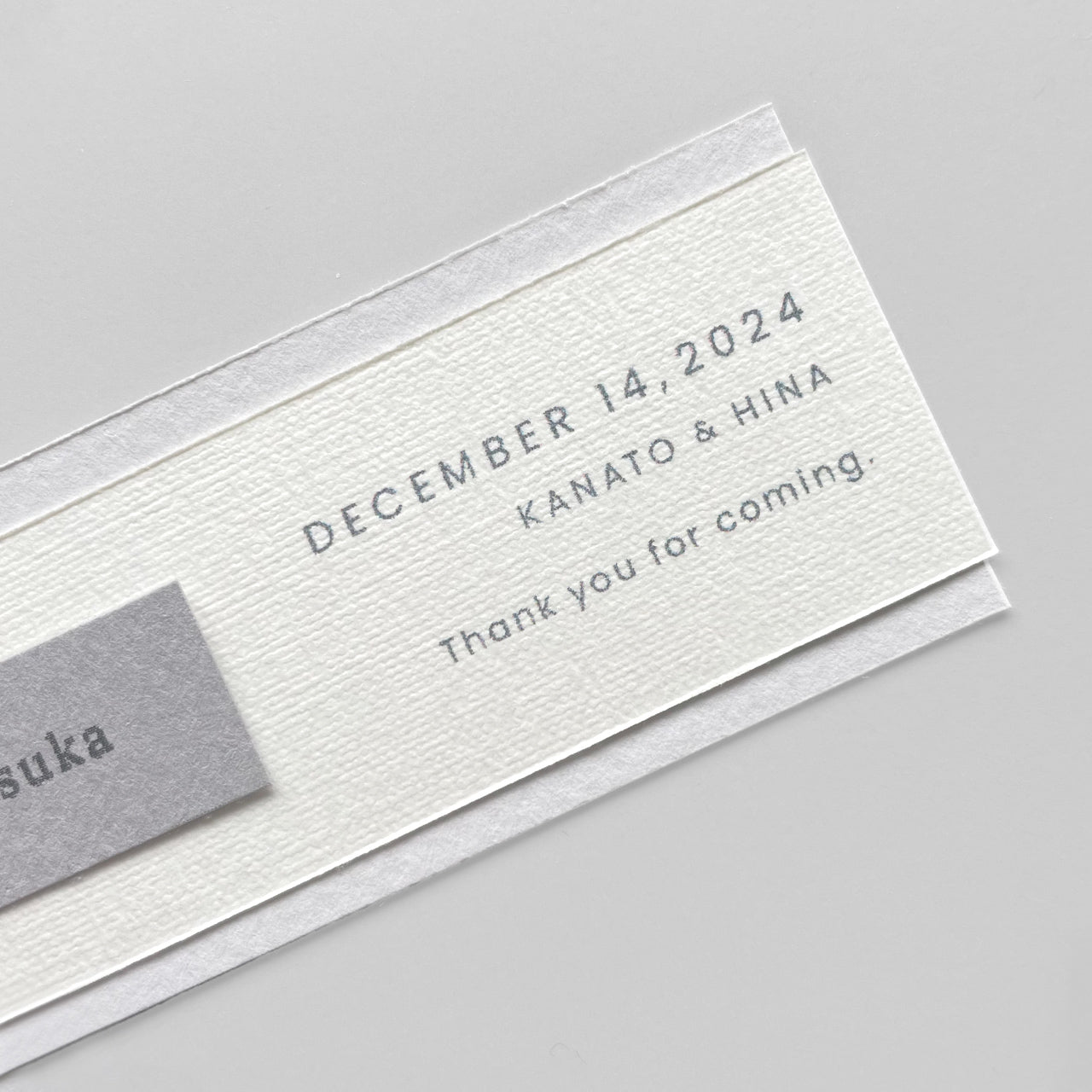 しおり型席札“shiori”[gray]|Aタイプ【結婚式 ペーパー 席札】