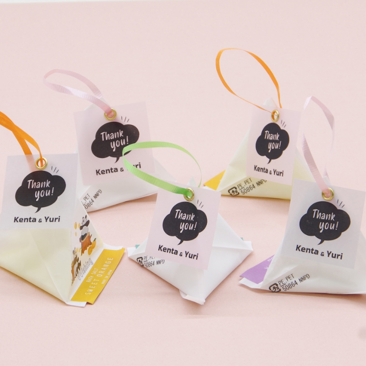 ポップなデザインのサンキュータグ