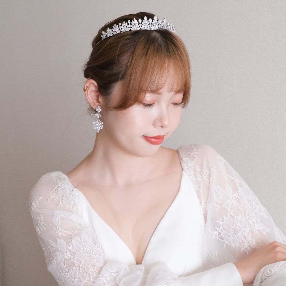 【ヘッドドレス】ティアラ ジルコニア ブライダルヘッドドレス シルバー w35-ti36【結婚式　ヘアアクセサリー】