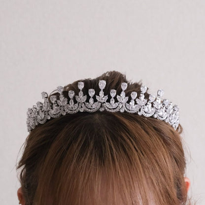【ヘッドドレス】ティアラ ジルコニア ブライダルヘッドドレス シルバー w36-ti37【結婚式 ヘアアクセサリー】