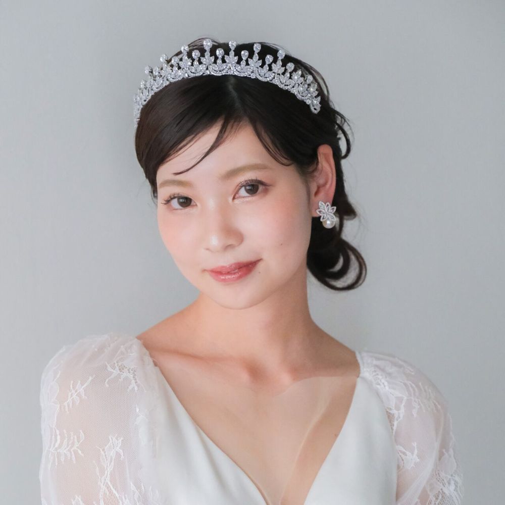 【ヘッドドレス】ティアラ ジルコニア ブライダルヘッドドレス シルバー w36-ti37【結婚式　ヘアアクセサリー】