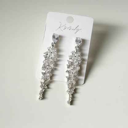 【ピアス】ジルコニア ビジュー ブライダル シルバー w40-pe128【結婚式 ピアス イヤリング】