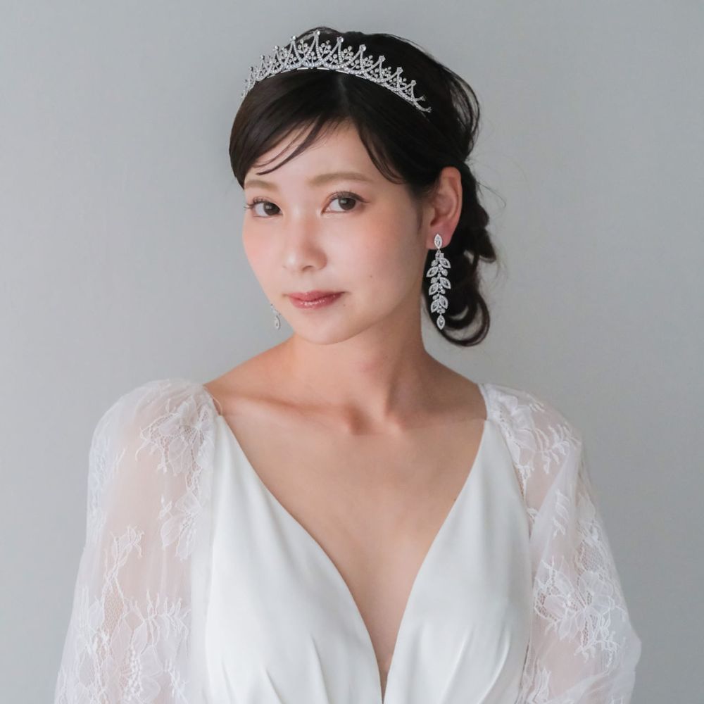 【イヤリング】ジルコニア ビジュー ブライダル シルバー w41-pe129【結婚式　ピアス　イヤリング】