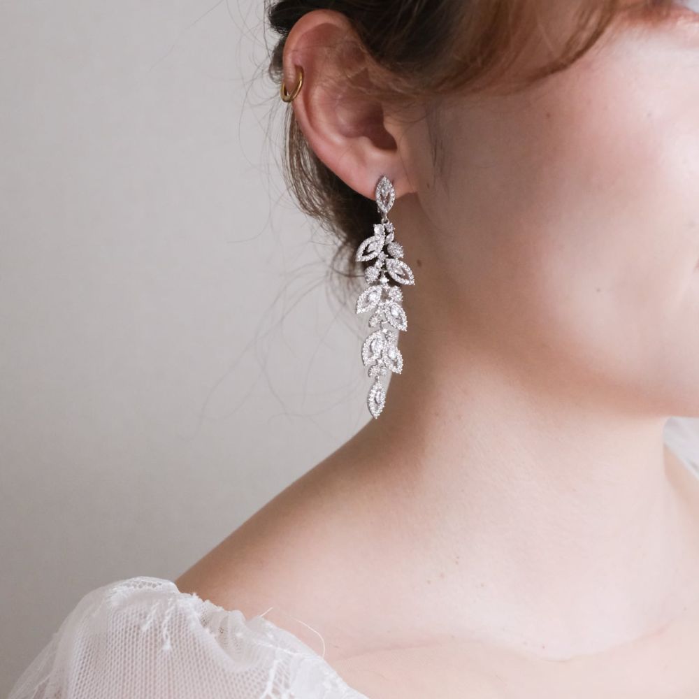 【ピアス】ジルコニア ビジュー ブライダル シルバー w41-pe129【結婚式 ピアス イヤリング】