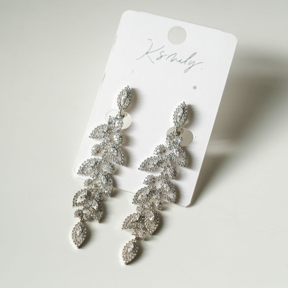 【ピアス】ジルコニア ビジュー ブライダル シルバー w41-pe129【結婚式 ピアス イヤリング】