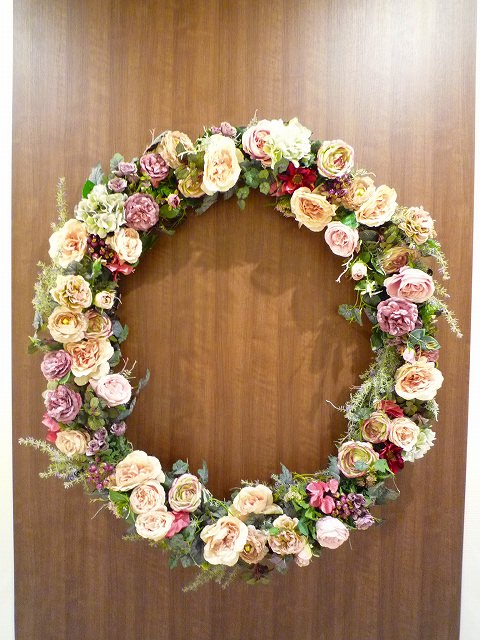 【造花】インスタ映えフォト用造花リース ベージュ・バーガンディ 【結婚式 フラワー 造花 ブーケ ブートニア】