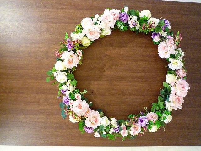 【造花】インスタ映えフォト用造花リース ピンク・ホワイト 【結婚式 フラワー 造花 ブーケ ブートニア】
