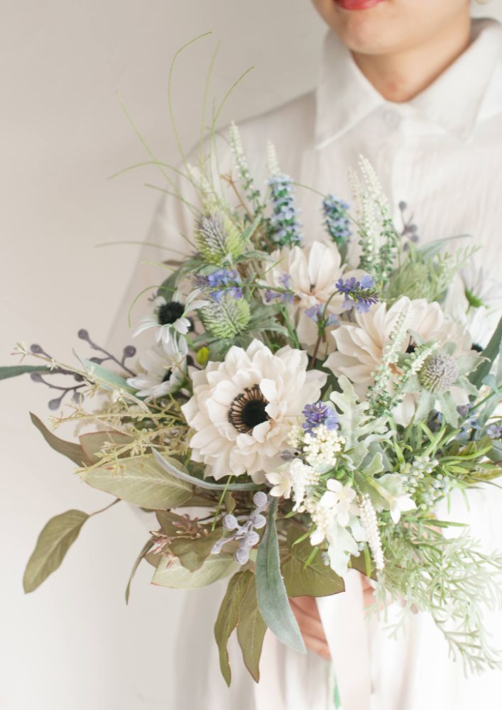 【造花】Natural-Chicクラッチブーケ 【結婚式 フラワー 造花 ブーケ ブートニア】