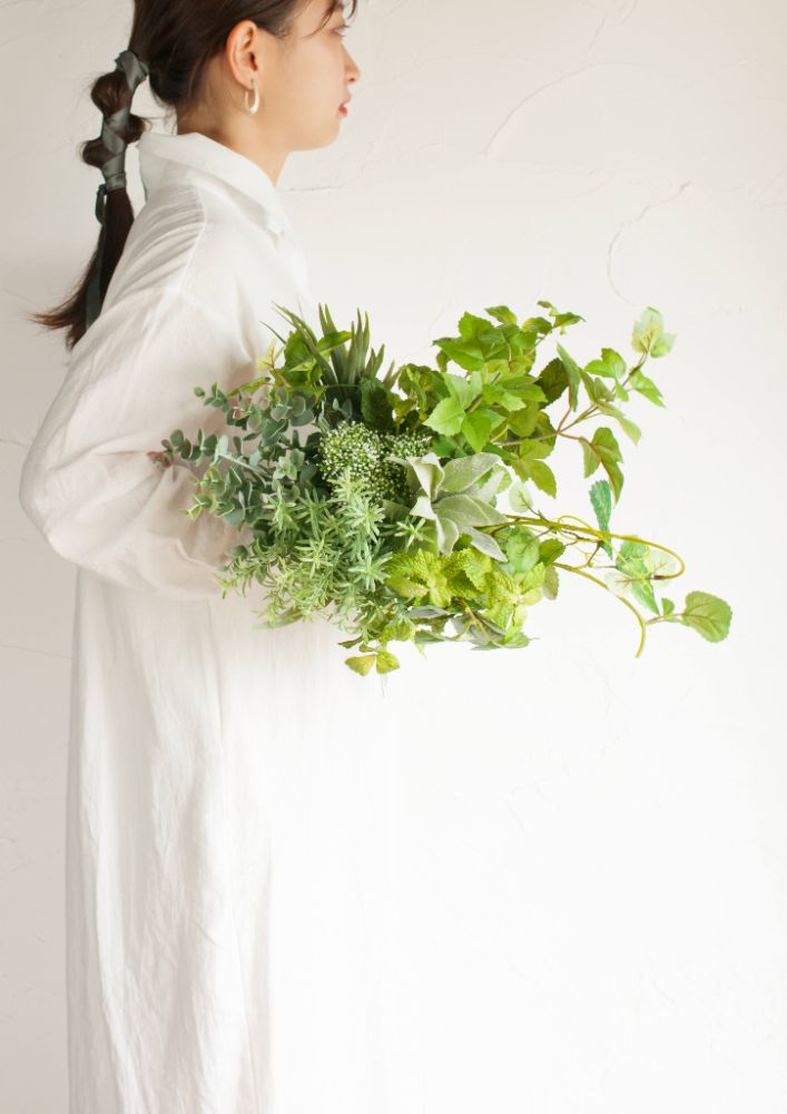 【造花】Natural-Rich 野の花のクラッチブーケ 【結婚式 フラワー 造花 ブーケ ブートニア】
