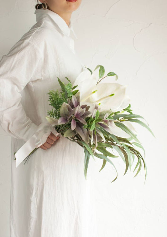 【造花】Rustic-Urban アンスリュームのクラッチブーケ 【結婚式 フラワー 造花 ブーケ ブートニア】