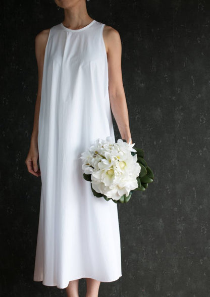 【造花】Elegant-Modern マグノリアのクラッチブーケ 【結婚式 フラワー 造花 ブーケ ブートニア】