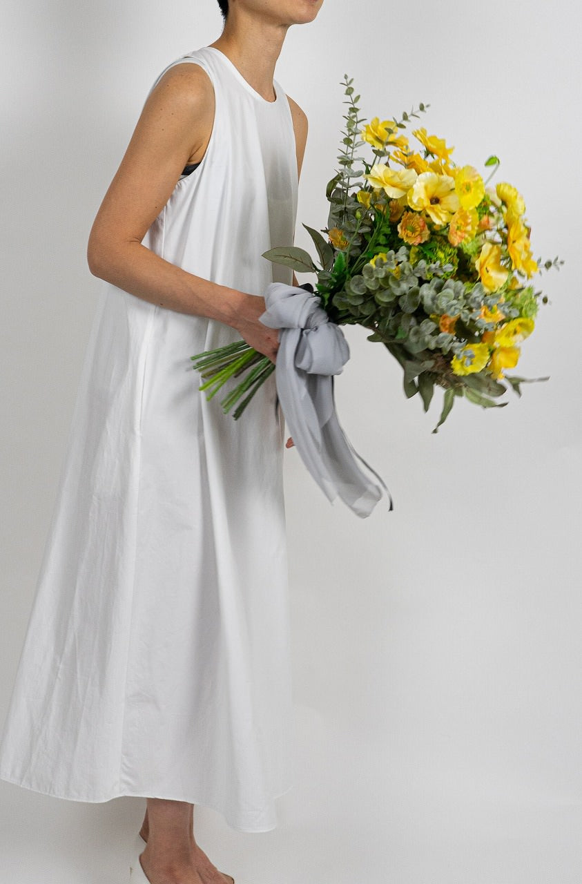 【造花】輝くイエローとグレーの遊び心のあるブーケ 【結婚式 フラワー 造花 ブーケ ブートニア】