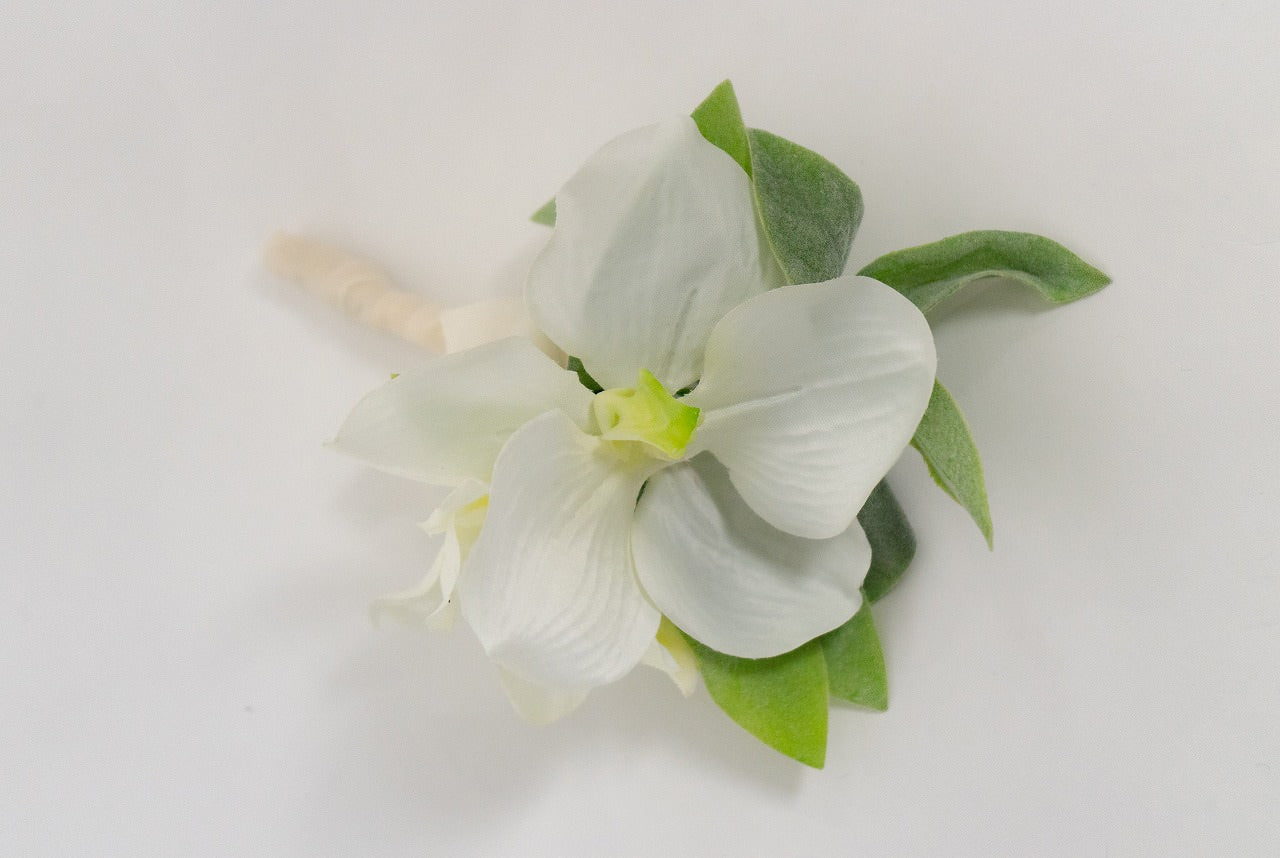 【造花】白の贅沢ブーケ 上品で清楚な仕上がり 【結婚式 フラワー 造花 ブーケ ブートニア】