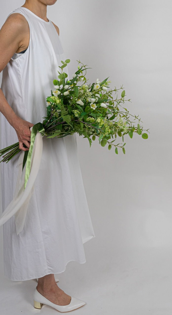 【造花】グリーン使いがおしゃれ 瑞々しいナチュラルなブーケ 【結婚式 フラワー 造花 ブーケ ブートニア】