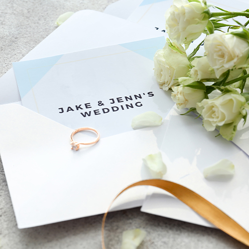 結婚式招待状のおしゃれデザイン20選!ネットで注文ができる手作りキットなどを紹介