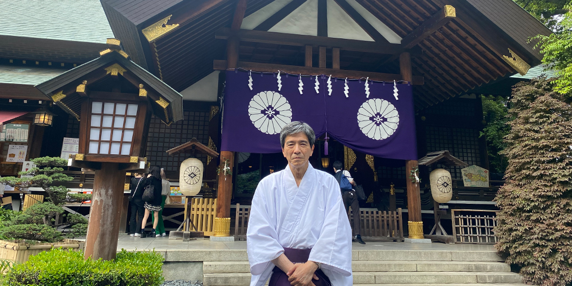 神前式を深掘り!衣裳や挙式の流れ、心構えなどを東京大神宮の神職にインタビュー