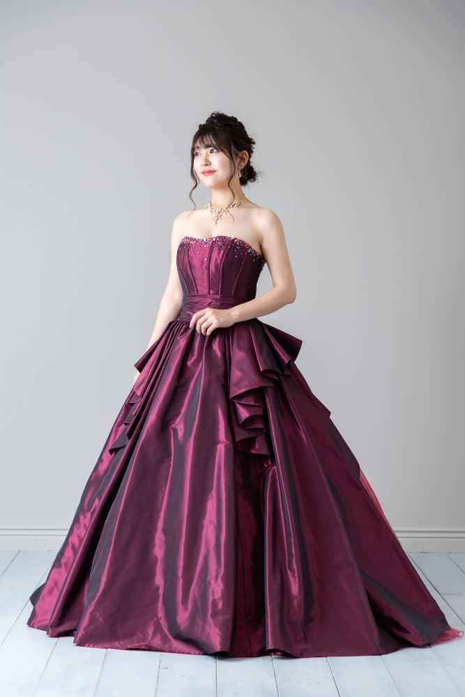光沢ボルドーチュールトレーン | ドレス | カラードレス | 結婚式準備 ...