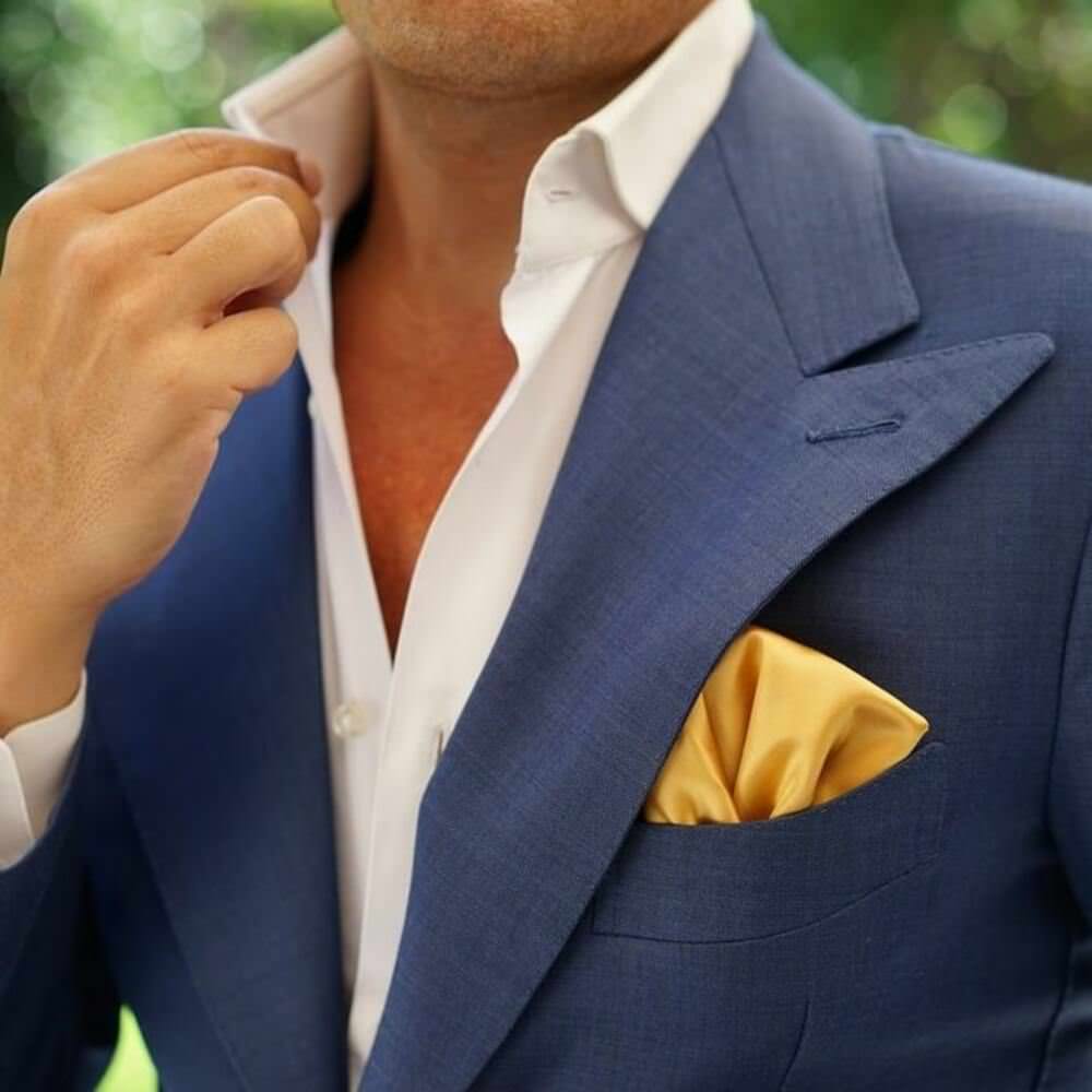 華麗 ポケットチーフ シルク 無地 22色から選択可 サテン無地ポケットチーフ 日本製 フォーマル 結婚式 パーティー ビジネス