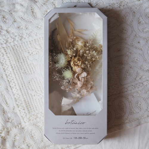 【ドライフラワー】dried flower box(スワッグ)　【結婚式　フラワー　贈呈用花束】