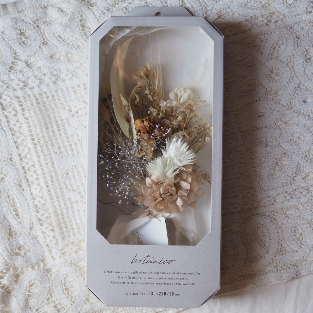 【ドライフラワー】dried flower box(スワッグ)　【結婚式　フラワー　贈呈用花束】