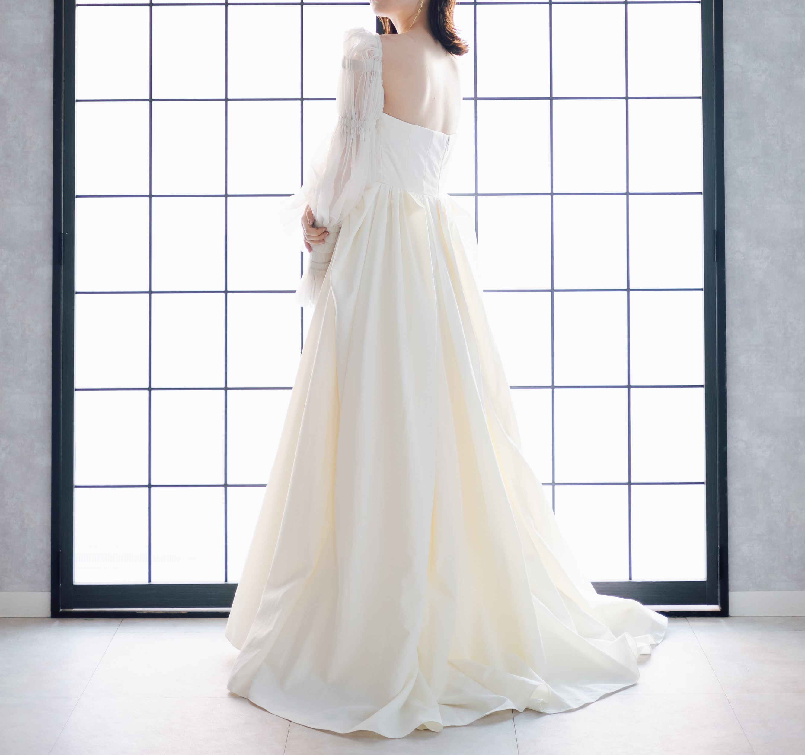 Mimoza|ウェディングドレス|結婚式準備サイトCORDY